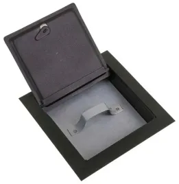 drzwiczki-kominowe-lux-140x140mm-czarne