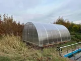 szklarnia-z-poliweglanu-tunel-ogrodowy-4x8-m-profile-40x20-poliweglan-5mm-stan-nowy-dlugosc-800-cm