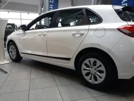 listwy-boczne-drzwi-hyundai-i30-hb-2017-