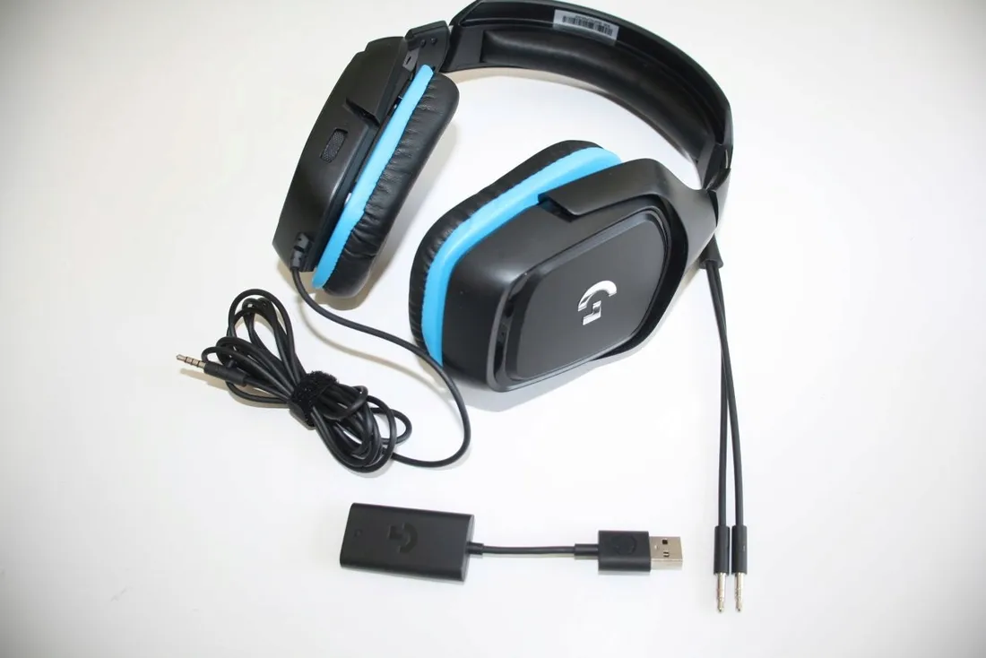 sluchawki-nauszne-logitech-g432