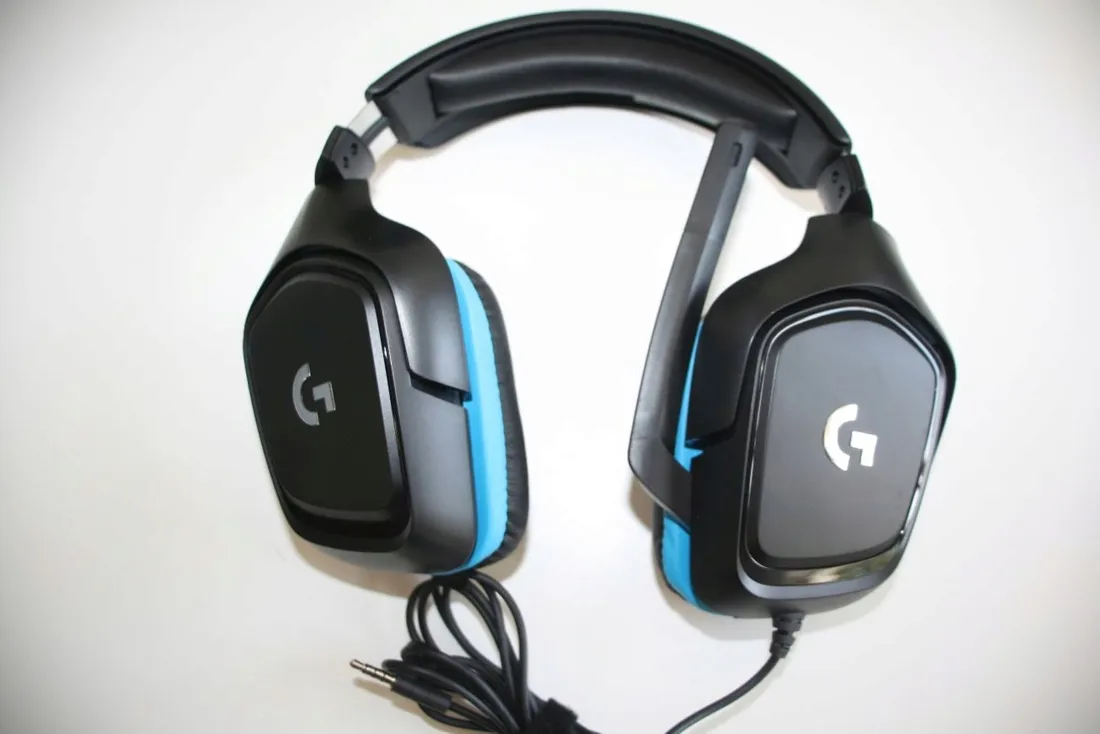 sluchawki-nauszne-logitech-g432