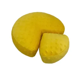 ser-duzy-i-maly-kawalek-z-wyhaftowanymi-dziurami-poduszka-ksztaltka