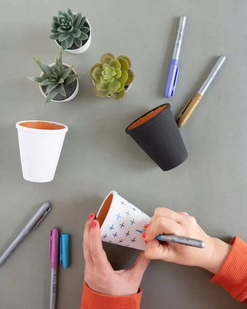 marker-permanentny-zloty-bic-marka-bic