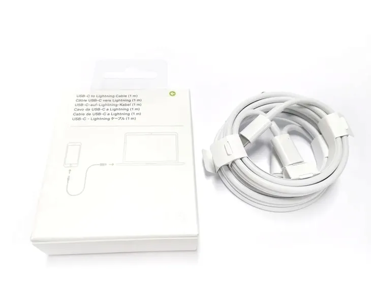 kabel-usb-c-do-lighting-1m-do-iphone-ipad-kolor-bialy-zlacza-usb-typ-c-apple-lightning