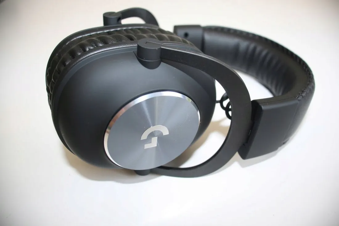 logitech-g-pro-x-gaming-headset-sluchawki