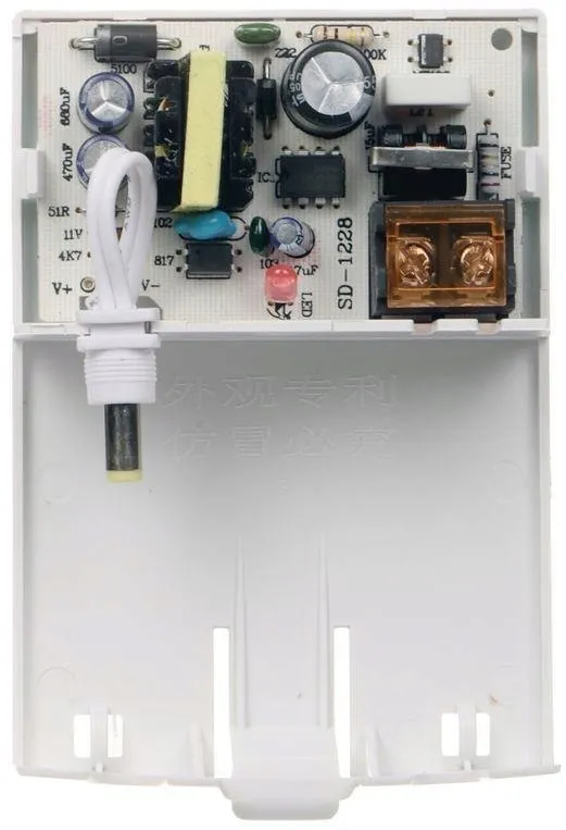 zasilacz-protec-12v-1-5a-1749-delta