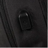 caterpillar-dolomite-backpack-83785-01-cechy-dodatkowe-brak