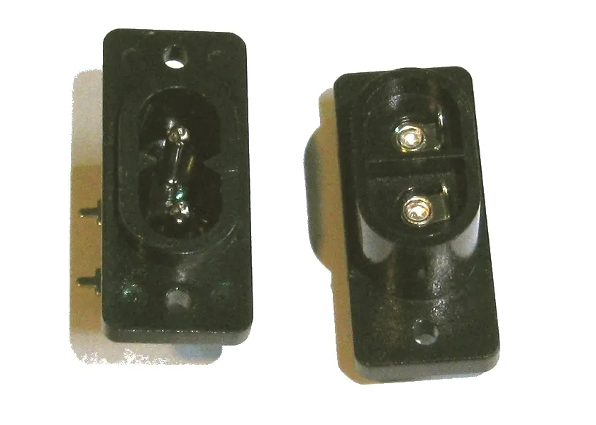 gniazdo-230v-ac-osemka-kable-2szt