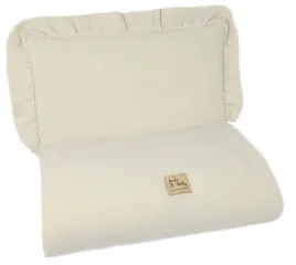 komplet-muslinowy-lekki-kocyk-kolderka-poduszka-z-falbanka-beige