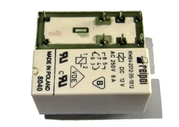 przekaznik-12v-2x8a-rm84-2012-35-1012-relpol