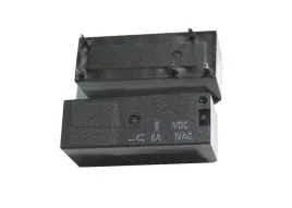 przekaznik-5v-1x8a-hf118fk5-z1t