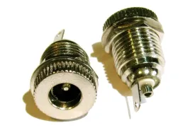 gniazdo-zasilajace-dc-21-55mm-przykrecane-metal