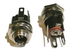 gniazdo-zasilajace-dc-25-55mm-przykrecane-2szt