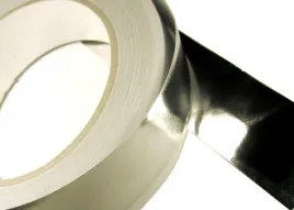 tasma-aluminiowa-emi-z-klejem-15mm-za-4-m