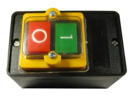 przelacznik-w-obudowie-on-off-kao-10kh