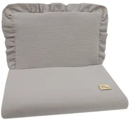 komplet-muslinowy-lekki-kocyk-kolderka-poduszka-z-falbanka-taupe