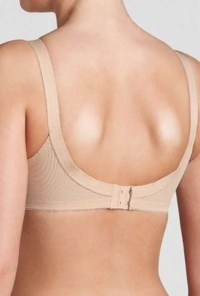 triumph-doreen-n-bezowy-110-e-stan-nowy-kod-producenta-10166213