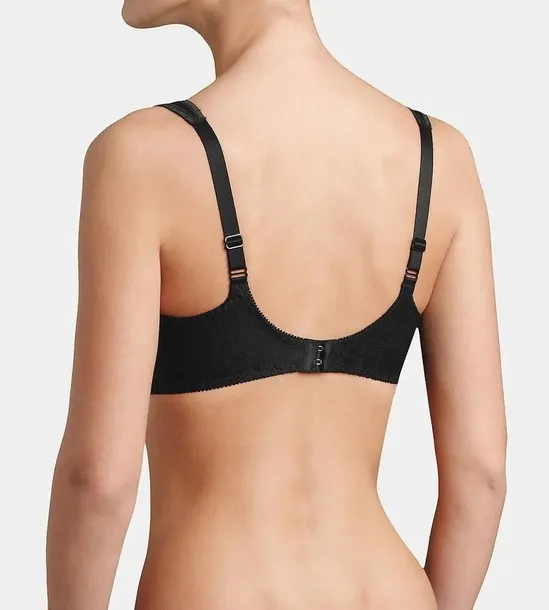 triumph-comfort-minimizer-w-czarny-80-e-haftki-w-zapieciu-2-haftki-poziome