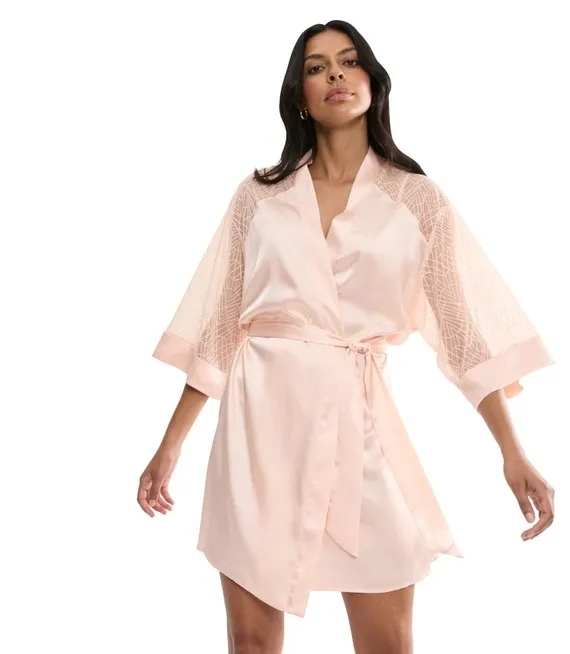 triumph-a-weekend-to-remember-robe-38-stan-nowy