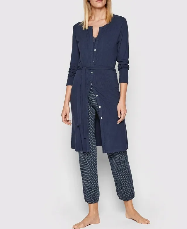 triumph-climate-control-cardigan-granat-38