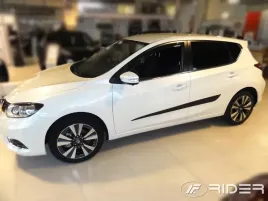listwy-boczne-drzwi-nissan-pulsar-2014-18