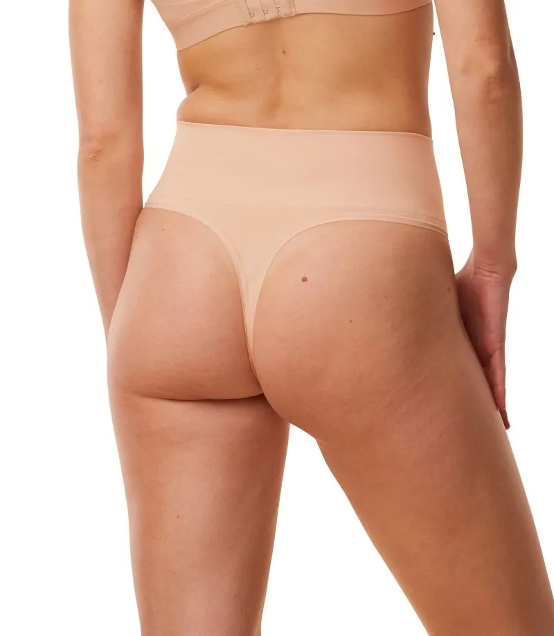 triumph-soft-sculpt-bandeau-string-bezowy-44