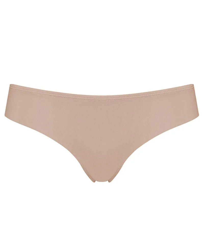 triumph-lovely-micro-brazilian-string-bez-l-stan-nowy