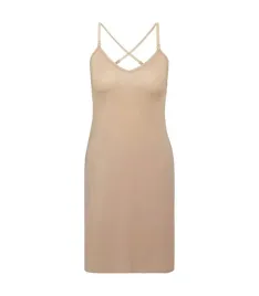 triumph-halka-body-make-up-t-dress-02-bez-m