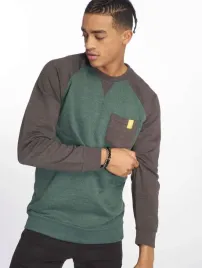 raglan-green