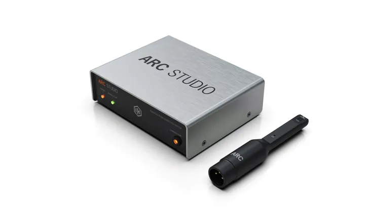 ik-multimedia-arc-studio-system-korekcji-akustyki