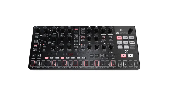 ik-multimedia-uno-synth-pro-x-syntezator-analogowy