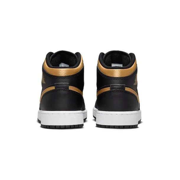 air-jordan-1-mid-kod-producenta-dq8423071-marka-nike