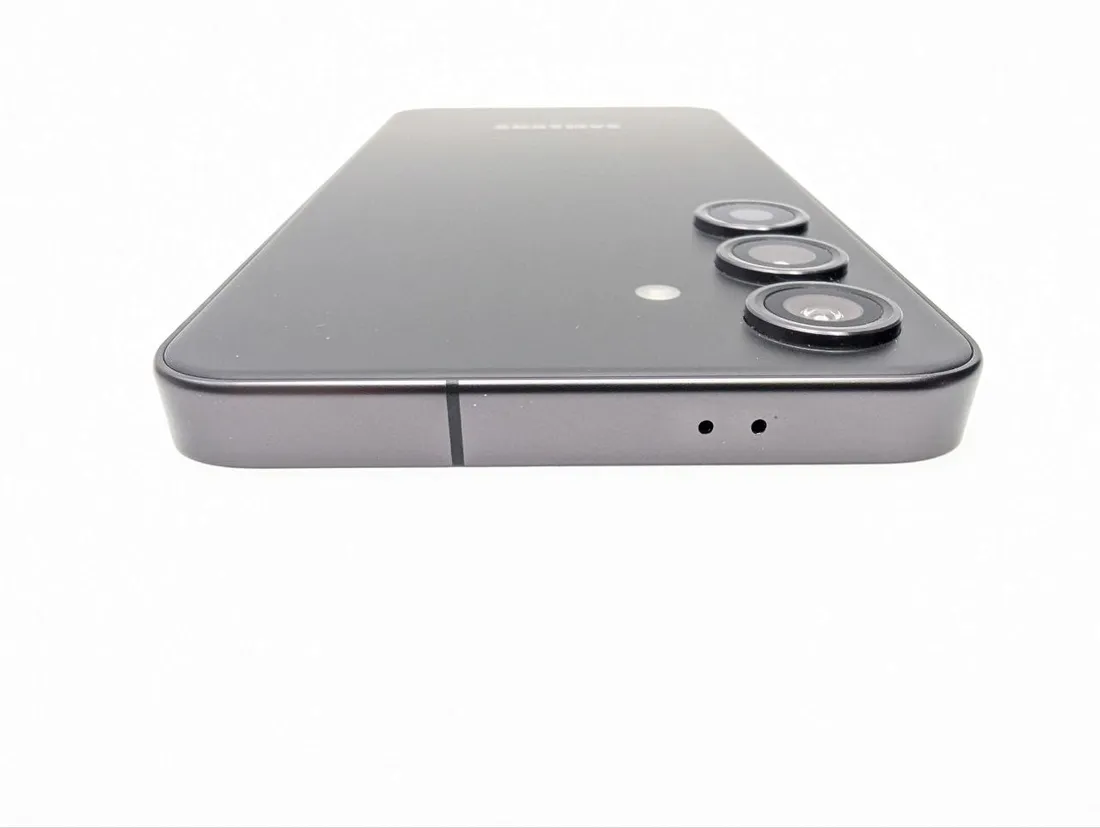 samsung-galaxy-s24-256gb-czarny-model-telefonu-galaxy-s24
