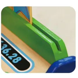viga-drewniana-kasa-sklepowa-z-akcesoriami-skaner-montessori