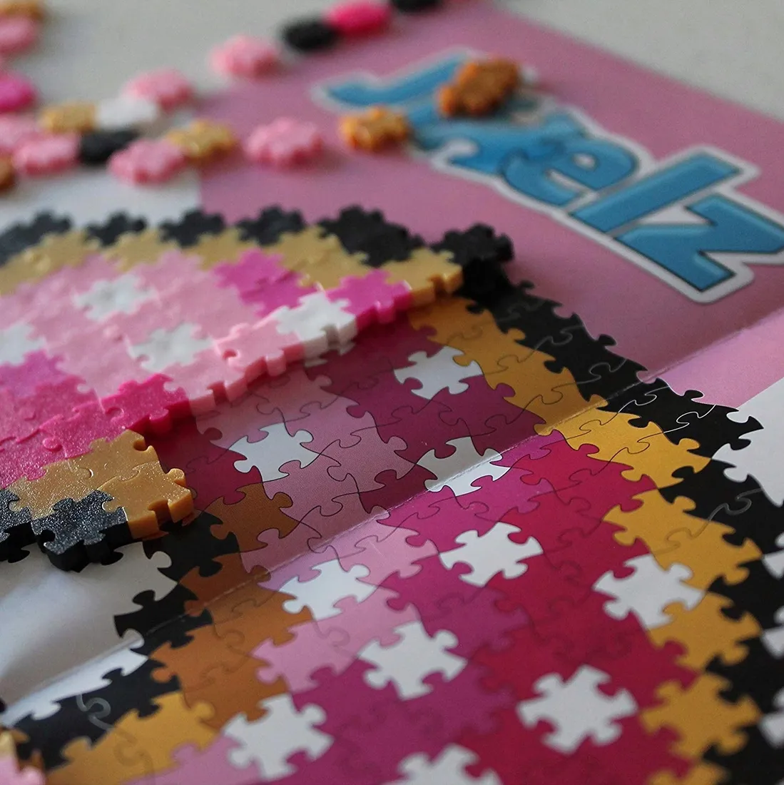 kreatywnosc-puzzle-pixelki-jixelz-slodkosci