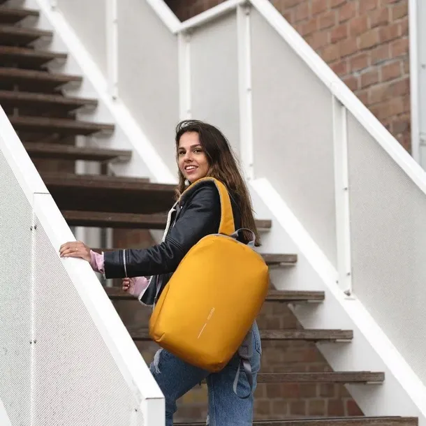 plecak-miejski-xd-design-bobby-soft-yellow