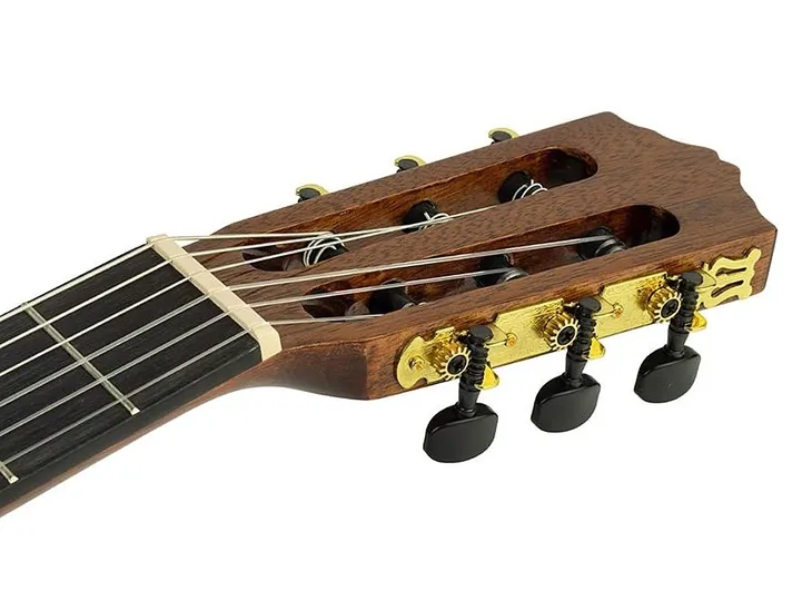 gitara-klasyczna-4-4-salvador-cortez-nova-c-marka-salvador-cortez-stan-nowy