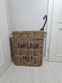 rustykalny-rattanowy-stojak-na-parasole-hampton