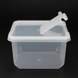 pojemnik-dla-ptasznika-z-klapka-typu-braplast-12x12x7-cm