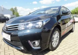 listwy-boczne-drzwi-toyota-corolla-sd-2013-19