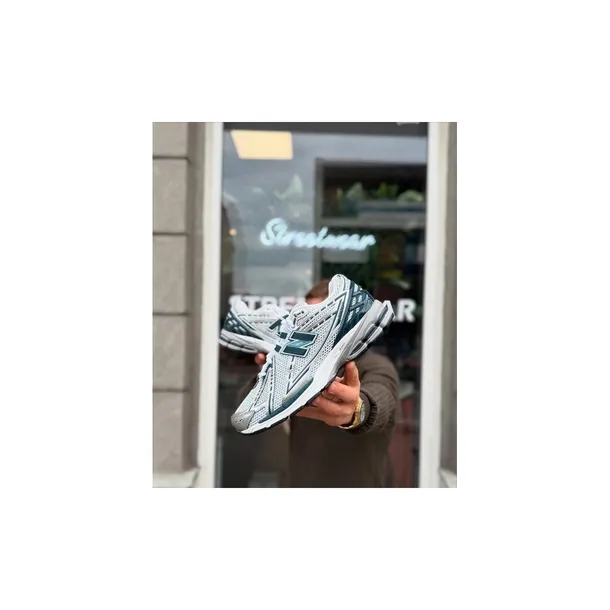 deep-ocean-marka-new-balance