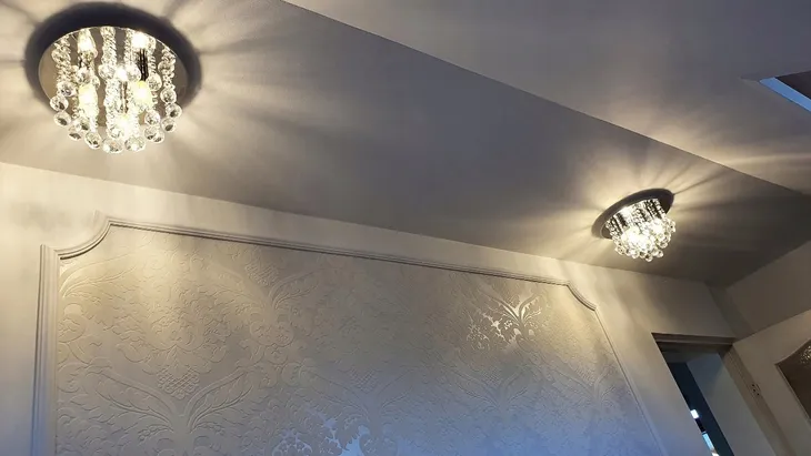 lampa-sufitowa-krysztalowa-plafon-glamour-srebrna-trzy-punkty-swiatla-liczba-punktow-swiatla-3