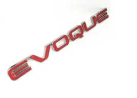 evoque-emblemat-metalowy-czerwony