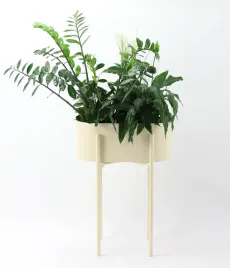 kwietnik-metalowy-piato-70cm-bezowy