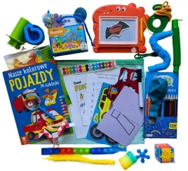 saszetka-xl-z-zabawkami-na-podroz-4-6l-sensoryczna-travelbox-na-nude-dzieci