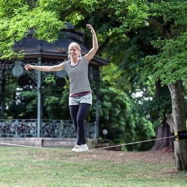 tasma-do-chodzenia-slackline-25m-stan-nowy