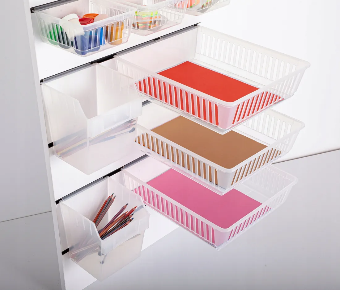 pojemnik-na-panel-slatwall-crate-tray-b1-stan-nowy