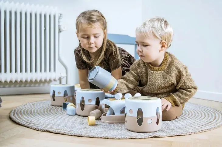 sorter-ksztaltow-10m-tiny-dantoy-kolor-dominujacy-wielokolorowy