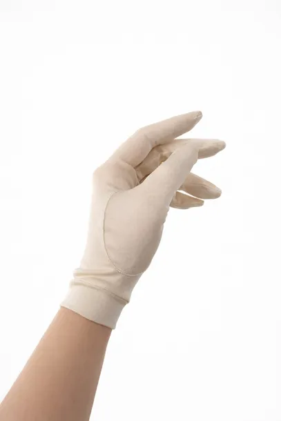 jedwabne-rekawiczki-nawilzajace-95percent-jedwab-do-kremu-spa-na-noc-meravil-kod-producenta-jedwabne-rekawiczki-nawilzajace-meravil