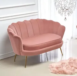 muszelkowa-sofa-na-nozkach-tapicerka-roz